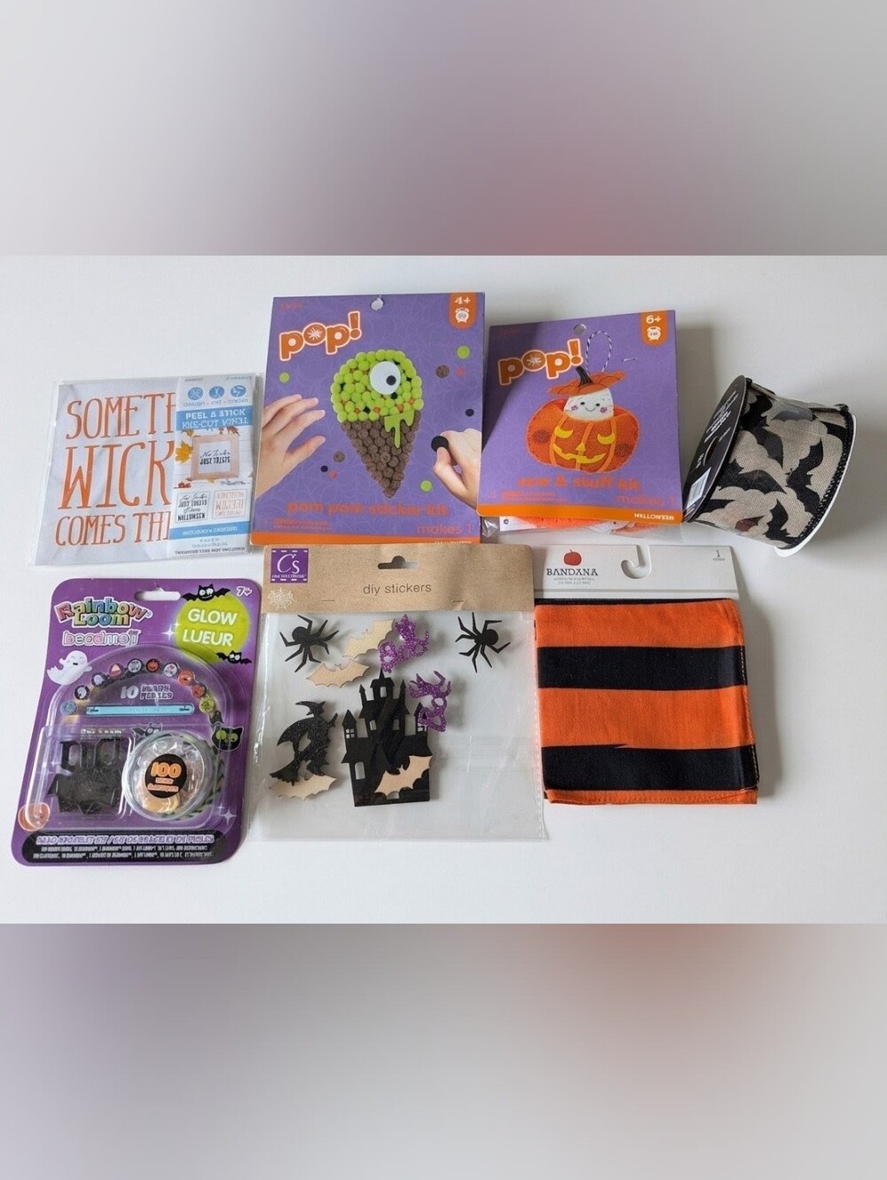 7 Piece Halloween Craft Bundle All Items New With Tags